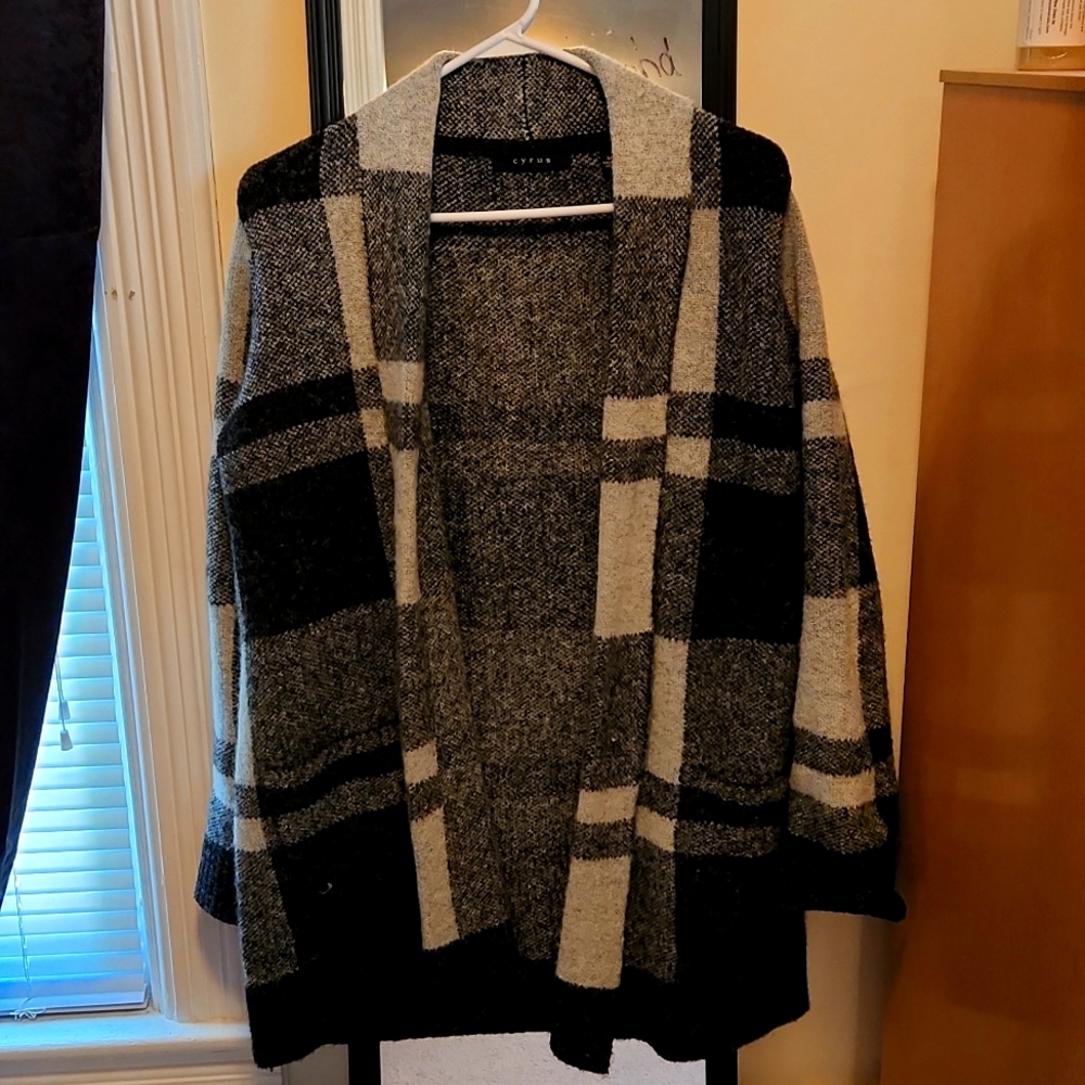 Cardigan, size Medium, never worn by me